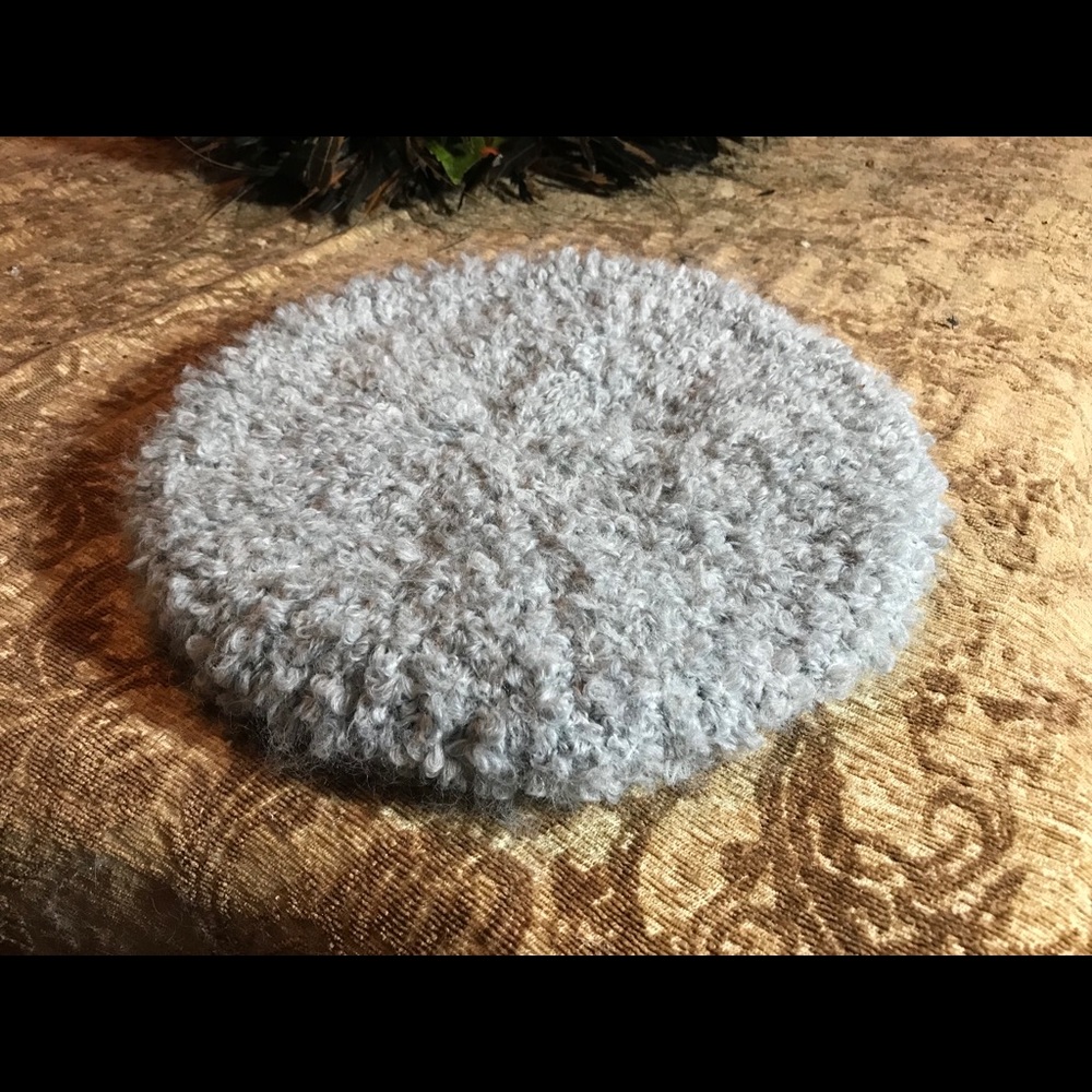HAT/BERET GREY WOOL ITALIAN MADE, WARM & ADORABLE